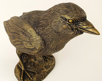 Imitation Bronze Jackdaw Bird Statue Hand Cast Resin Figurine