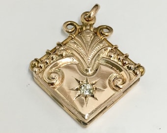 Antique Victorian Locket 9k Solid Gold for Photos
