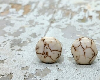 White magnesite stud earrings