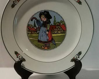 Designed by Villeroy and Boch Hansi Alsace model 4 d Longchamp plate