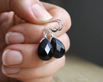 Black Onyx Earrings in Sterling Silver . Black Earrings Silver . Black Teardrop Earrings . Black Dangle Earrings