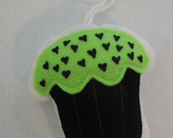 Mint Chocolate Chip Cupcake Ornament