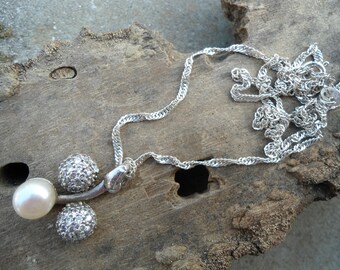 Pearl silver pendant, silver pendant, chain with pendant, pearl pendant, zircones pendant, silver chain, sterling silver 925