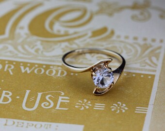 10K Gold Spinel Ring Size 5.75