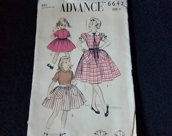 1954 Advance Girls Dress Pattern 6642