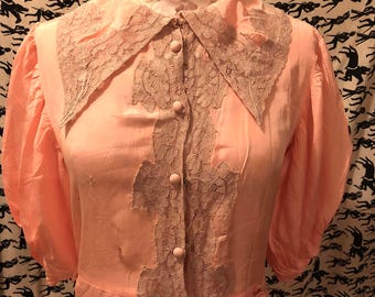 Vintage 1930s 1940s Peach Peignoir Peach Satin Silk Robe Dressing Gown with Ivory Lace Detail AS IS Old Hollywood Glam Boho Costume Project