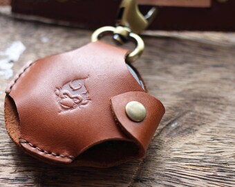 Leather Lens Cap Case, Lens cap holder, Leather cap pocket.