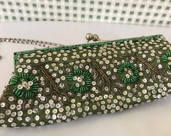 Vintage sequined green clutch from the fifties or sixties
