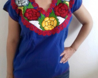 S-M Mexican Blouse/ mexican top/mexican embroidered blouse/floral blouse/ embroidery blouse/peasant blouse