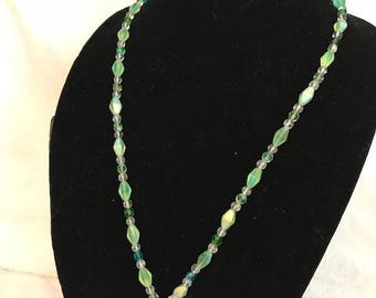 My Illusion (Beads and glass) necklace