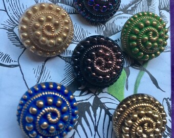 6 Old collector Glass buttons-18 mm-hand painted (158)