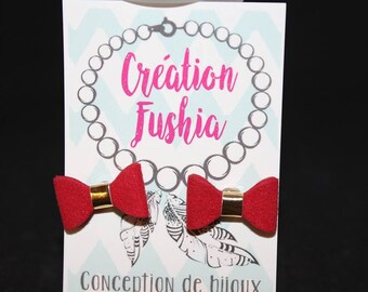 Mini earrings with red suede buckle