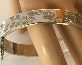 SALE! Vintage Thai Sterling Silver Flower Engraved Clamper Bangle Bracelet