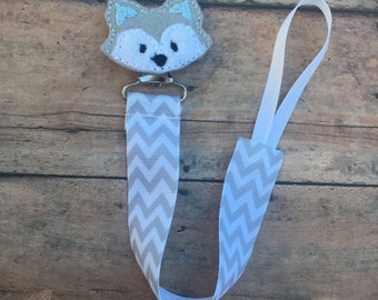 Husky Pacifier Clip - Pacifier Holder - Paci Clip - Boy Pacifier Clip - Baby Pacifier Clip - Husky - Dog paci - baby boy paci clip - doggie