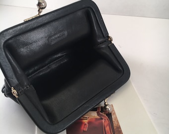 Coach Bag / Vintage Coach Bag / Vintage Coach Kiss-Lock Coin Purse / Black Leather