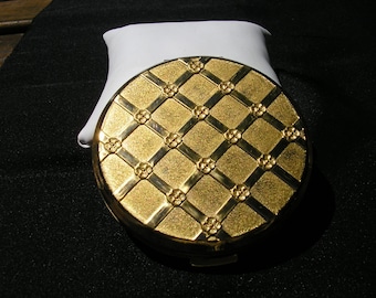 STRATTON COMPACT