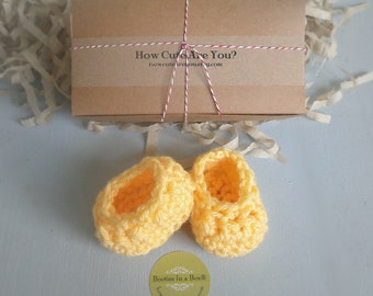 Mother's Day, Grandmother Pregnancy Announcement, BOOTIES IN A BOX®, Baby Booties, 7 Colors, Mother's Day Pregnancy Announcement