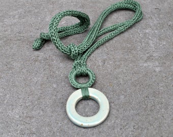 Green ceramic necklace / Geometric necklace / Modern necklace / Ceramic jewelry / Modern ceramic jewelry / Geometric jewelry / gift for her