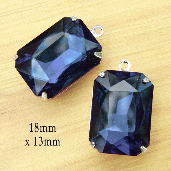 montana sapphire 18x13 octagon glass beads