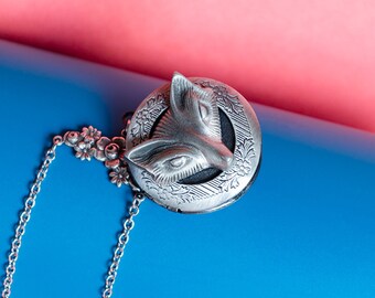 Fox Locket Antique Silver Locket Necklace Woodland Fox Sly Fox Necklace Fox Jewelry Secret Locket Antique Locket Gift for Her,