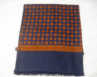 Beautiful Vintage Classic Italian Silk Scarf