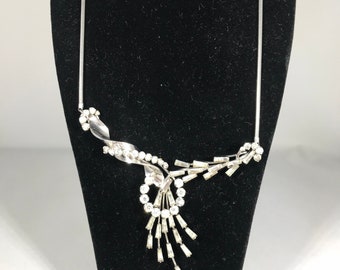 Lovely, delicate Krementz Swirl and Spray Rhinestone Neck