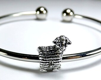 European Bead: Sheep Charm, 15x12mm, Hole 4.5, Sheep Bead, European Charm, Lamb Charm, EUR009