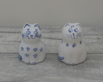 Cat Figurine, Blue and White Cat Ornament, Set of 2