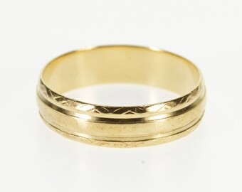 10k Channelled Grooved Zig Zag Trim Wedding Band Ring Gold