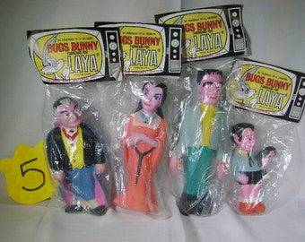 Laya Munsters squeak toys