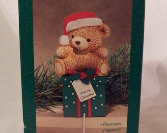 Vintage 1990 Hallmark Teddy Bear Stocking Hanger - XSH6423