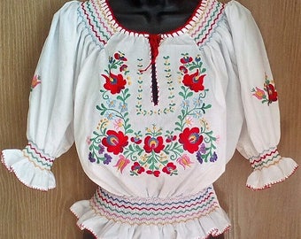 Traditional white Matyo Hungarian Hand Embroidered folk art blouse S, M, L size