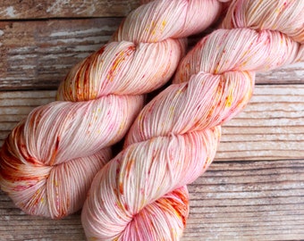 Isabel - Creamsicle - Hand Dyed Yarn - 75/25 Superwash Merino/Nylon
