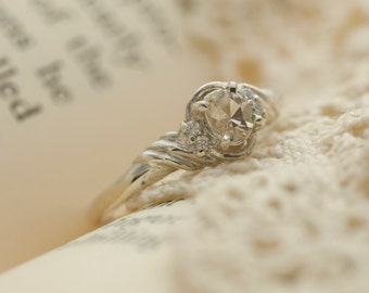 Oregon Sunstone in Sterling Silver Ring, Style VU