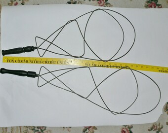 2 Vintage Rustic Primitive Wire Rug Beater Fish Design Cabin Wall Décor