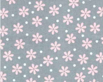 Floral Flannel, Floral Fabric By The Yard, Fabric BTY, Craft Fabric, Quilting Fabric, Flannel Fabric, Strawberry Patch, Baby Fabric