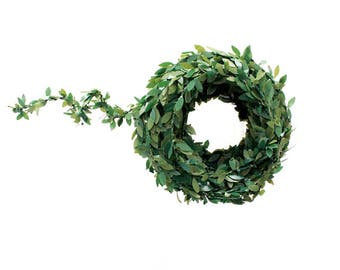 Mini Garland Christmas . wired garland . christmas boxwood . boxwood garland wedding . dollhouse garland