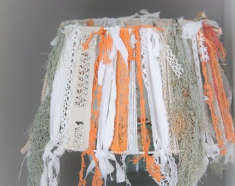 Lamp shade shabby chic, vintage lace and old, light lace LM170991