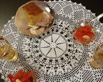 Crochet lace doily, vintage lace tabletopper, elegant centerpiece, farmhouse decor, shabby chic decor, bridal shower gift, housewarming gift