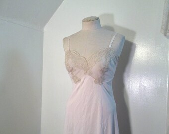 Van Raalte Pink Slip Lacy vintage 50s Pale Pink Beige lace Slip 1950s Vintage Wedding lingerie nylon slip 36 M