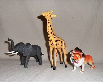 LION-ELEPHANT-GIRAFFE-Oversize Vintage Plastic Animal Kingdom-Pretend Play-Toys-Circus-African-Wild-Figural-Orphaned Treasure-B022218J