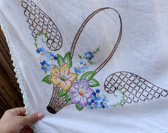 Pretty Vintage Tablecloth