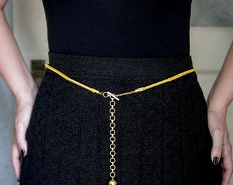 Vintage Retro 70s Gold Belt