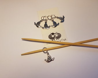Knitting stitch markers, set of 4, DOVES