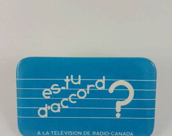 Vintage Radio Canada pinback button