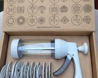 Pampered Chef cookie press...FREE shipping !!