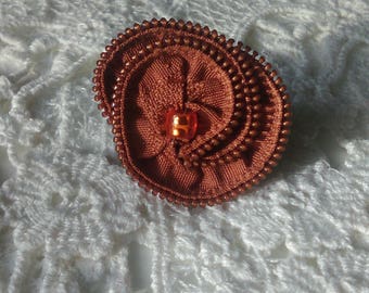 Brown Adjustable ring made with a zipper