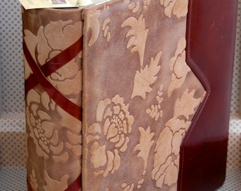 Luxury Italian leather photo album with suitcase