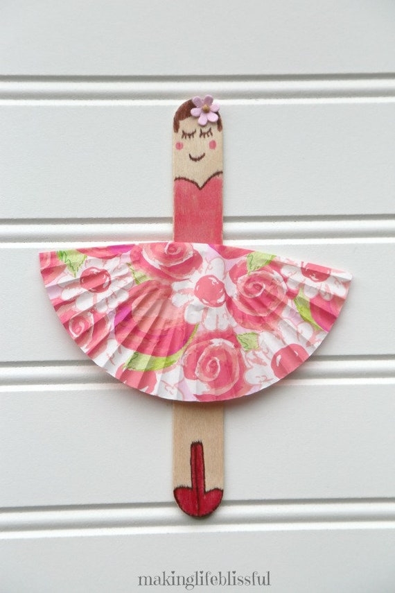 Adorable Popsicle Stick Ballerinas