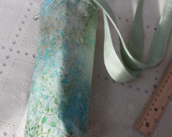 Insulated Water Bottle carrier/ Bottle Tote